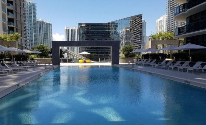 45 SW 9th St #3607, Miami FL 33130