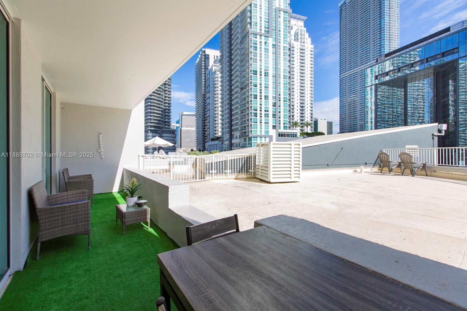 1250 S Miami Ave #904, Miami FL 33130