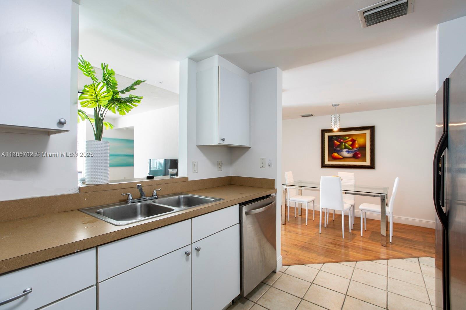 1250 S Miami Ave #904, Miami FL 33130