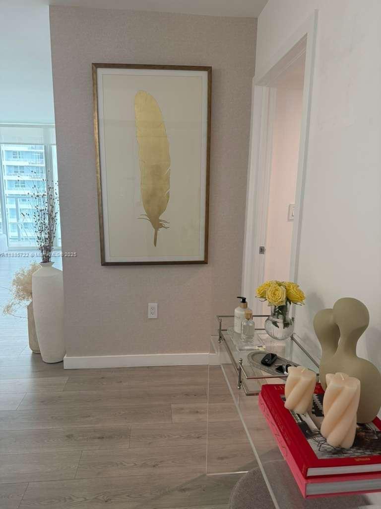 1155 Brickell Bay Dr #1408, Miami FL 33131