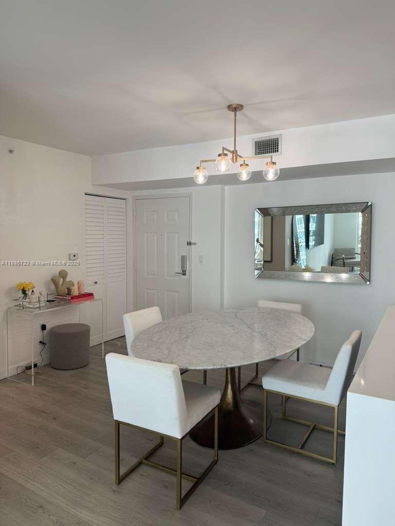 1155 Brickell Bay Dr #1408, Miami FL 33131