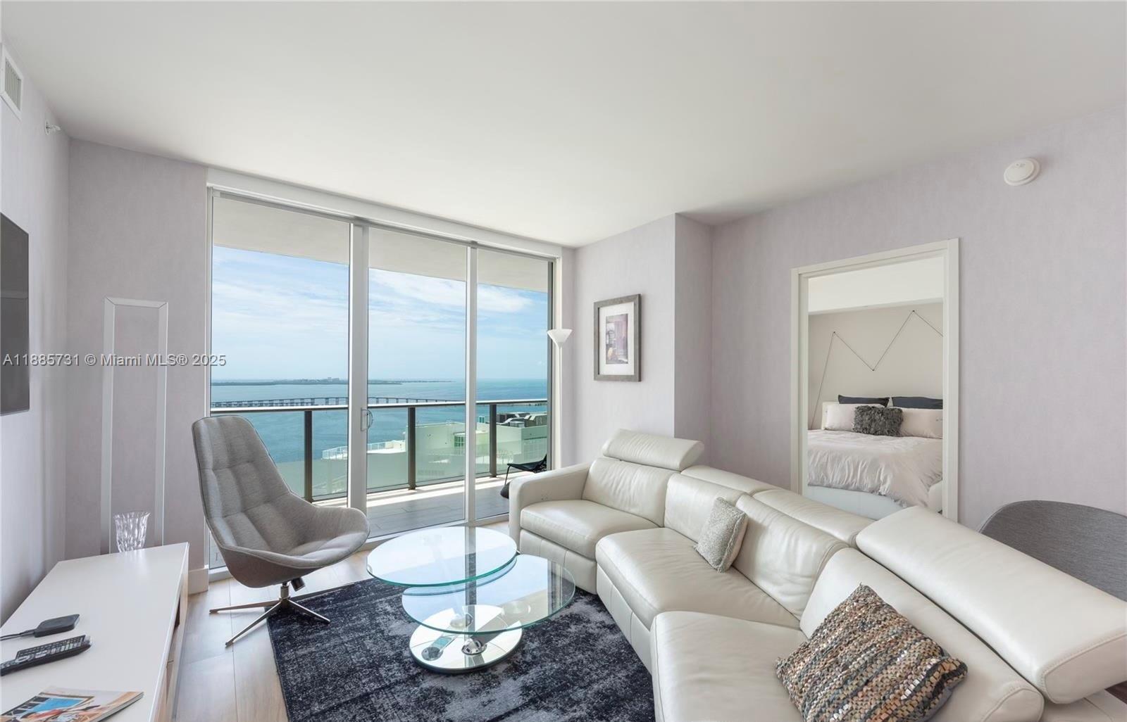 1300 Brickell Bay Dr #3205, Miami FL 33131