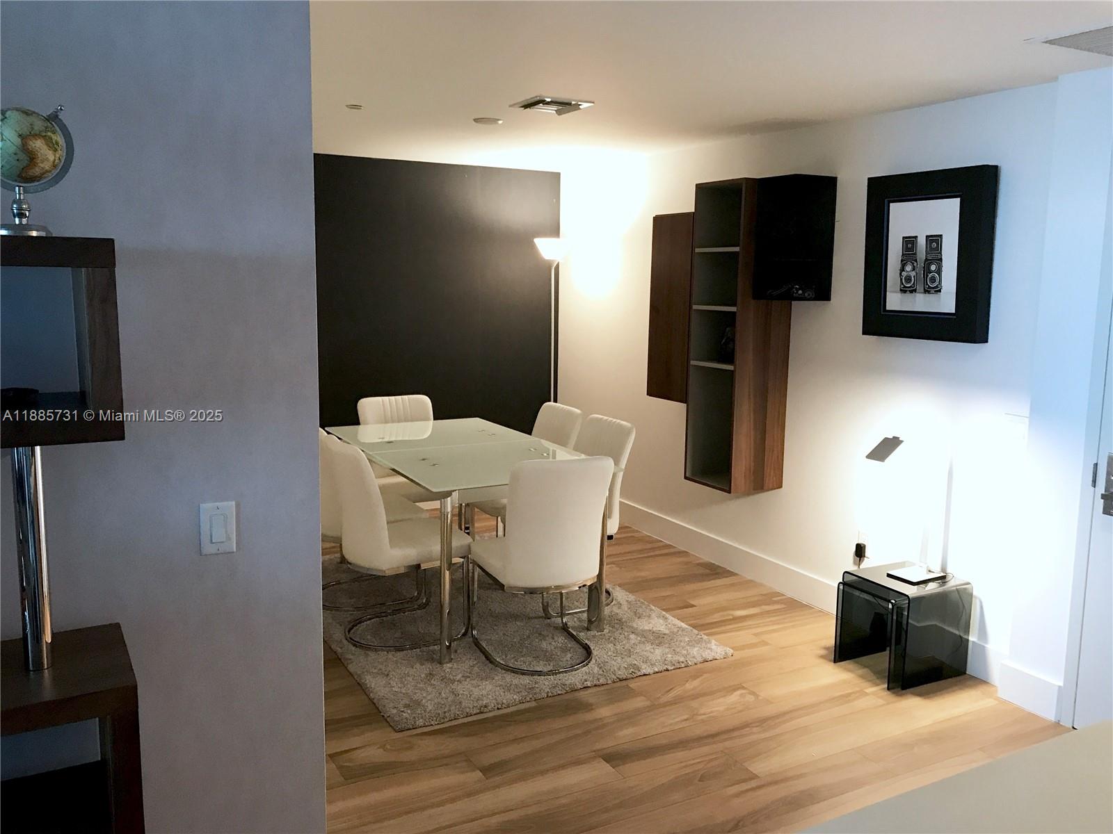 1300 Brickell Bay Dr #3205, Miami FL 33131
