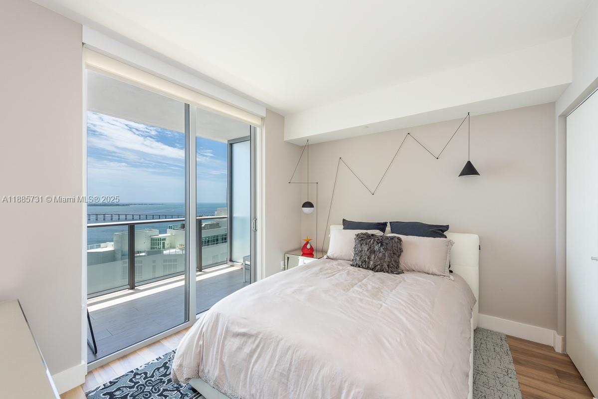 1300 Brickell Bay Dr #3205, Miami FL 33131