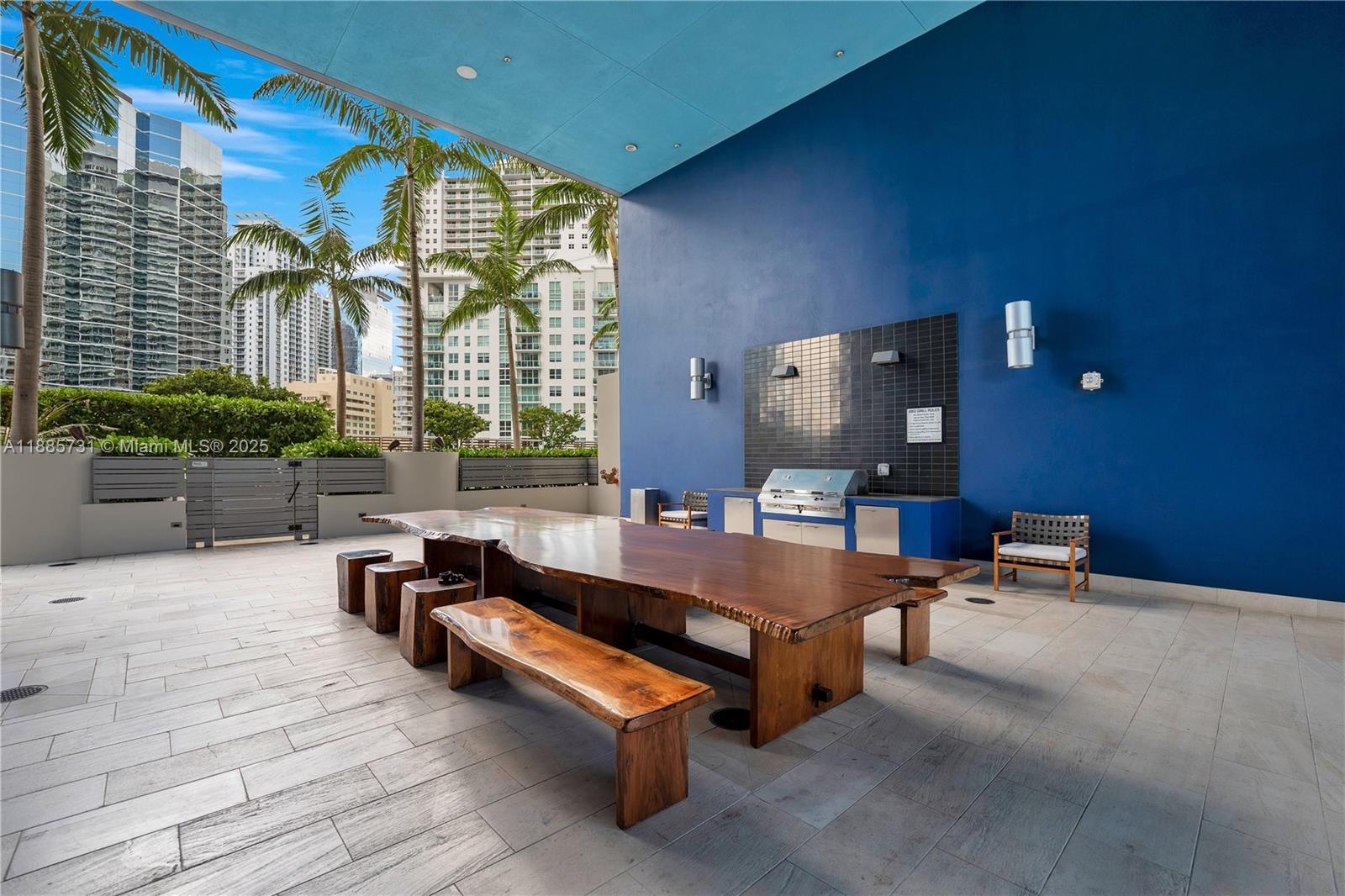 1300 Brickell Bay Dr #3205, Miami FL 33131