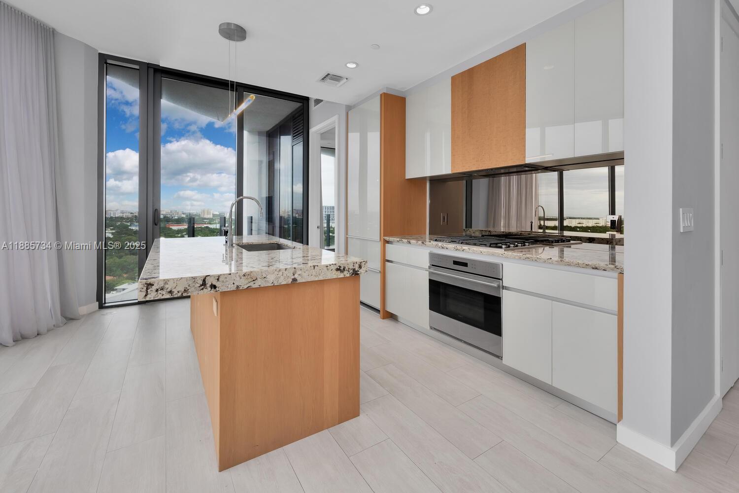 2831 S Bayshore Dr #2008, Miami FL 33133