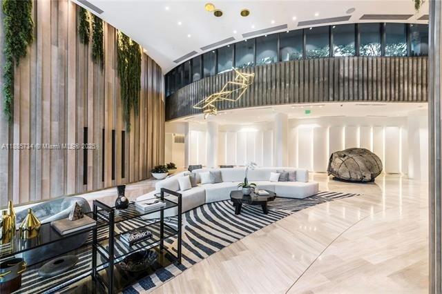2831 S Bayshore Dr #2008, Miami FL 33133