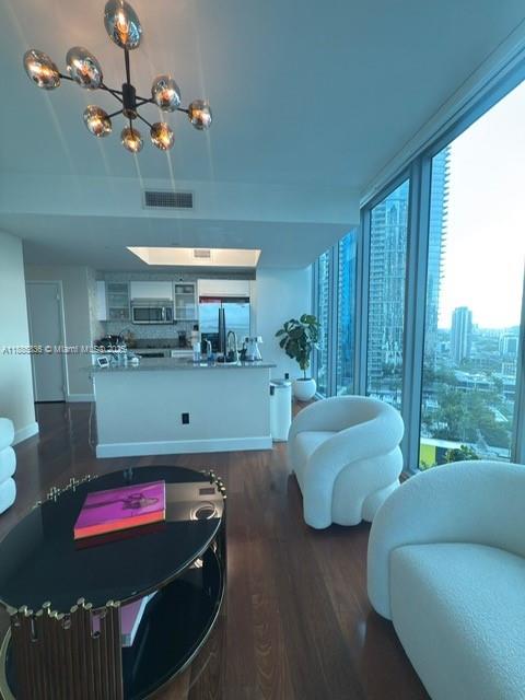888 Biscayne Blvd #2112, Miami FL 33132