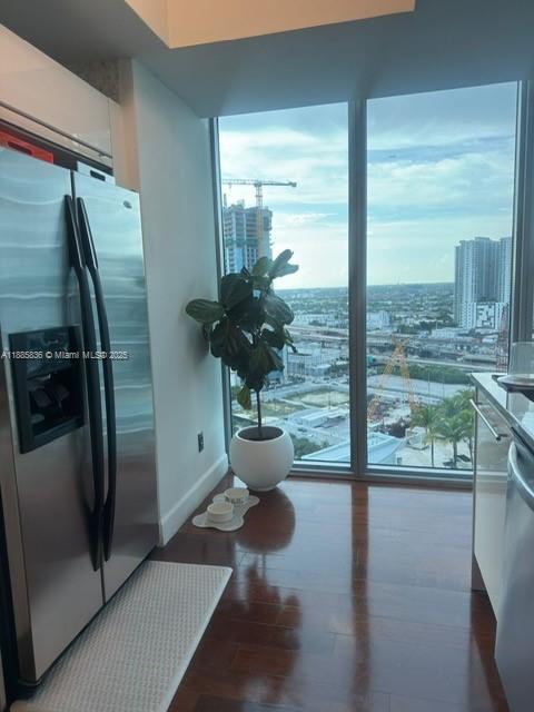 888 Biscayne Blvd #2112, Miami FL 33132
