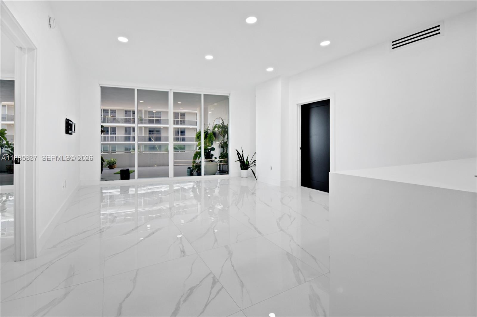 1800 N Bayshore Dr #512, Miami FL 33132
