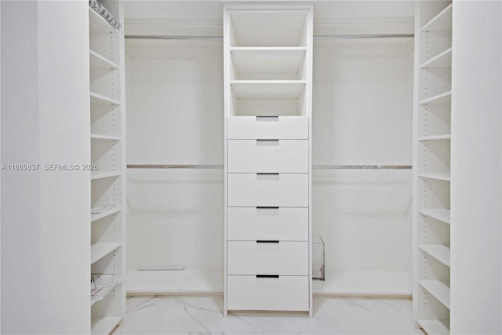 1800 N Bayshore Dr #512, Miami FL 33132