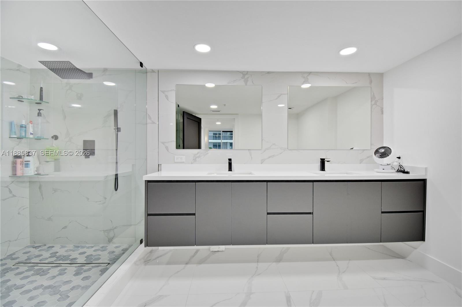 1800 N Bayshore Dr #512, Miami FL 33132