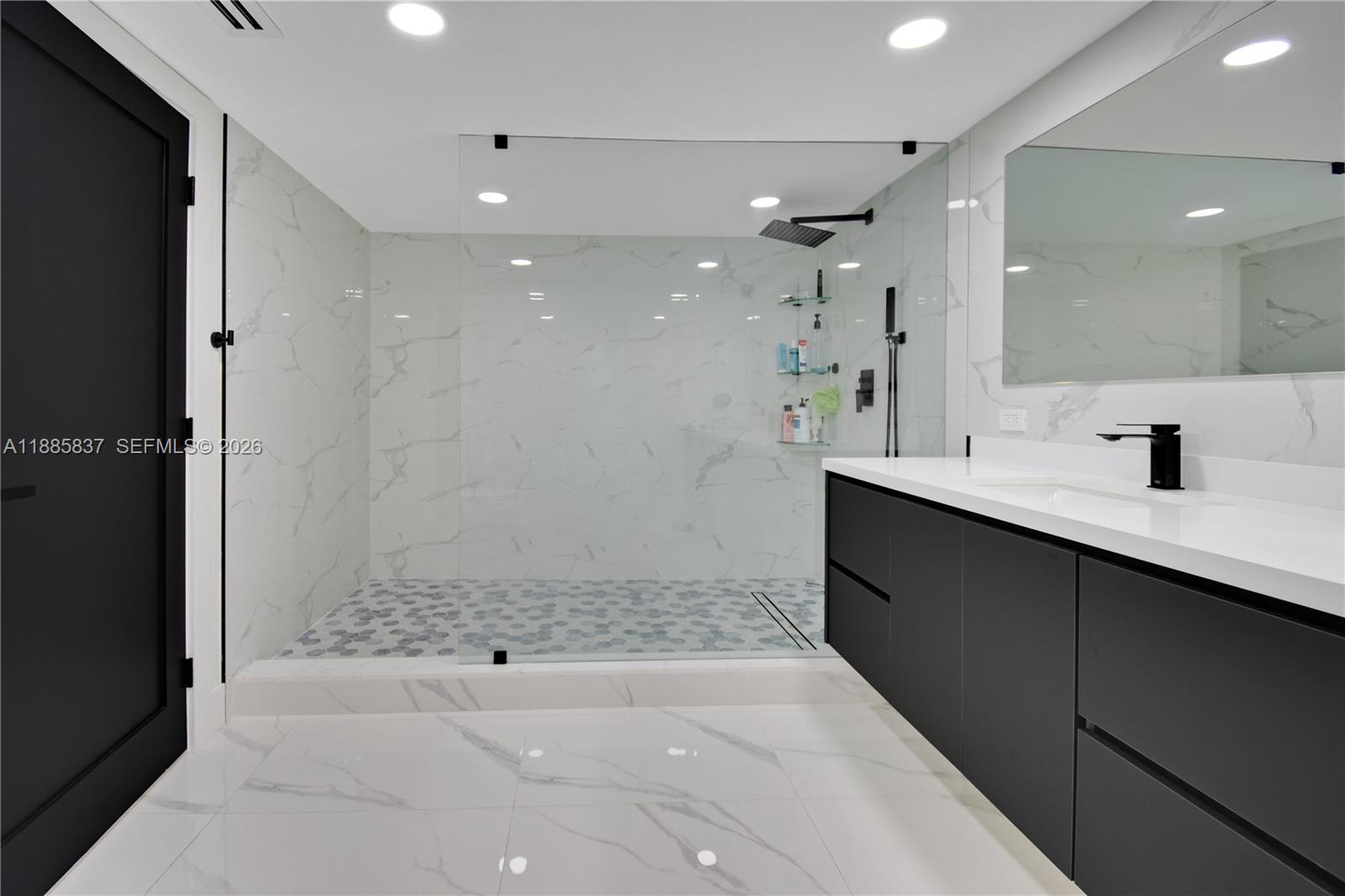 1800 N Bayshore Dr #512, Miami FL 33132