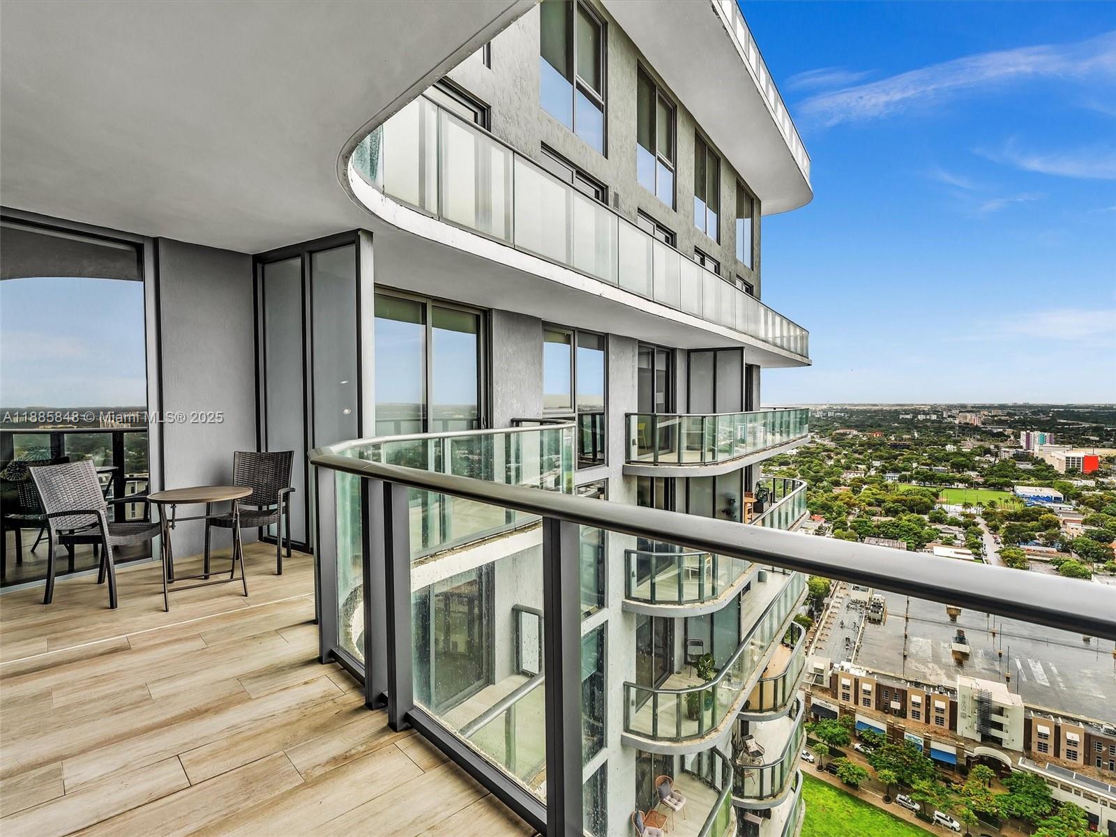 121 NE 34th St #3114, Miami FL 33137