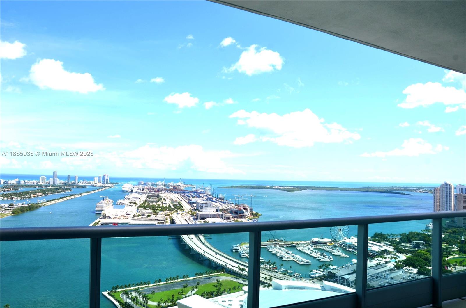 900 Biscayne Blvd #5104, Miami FL 33132