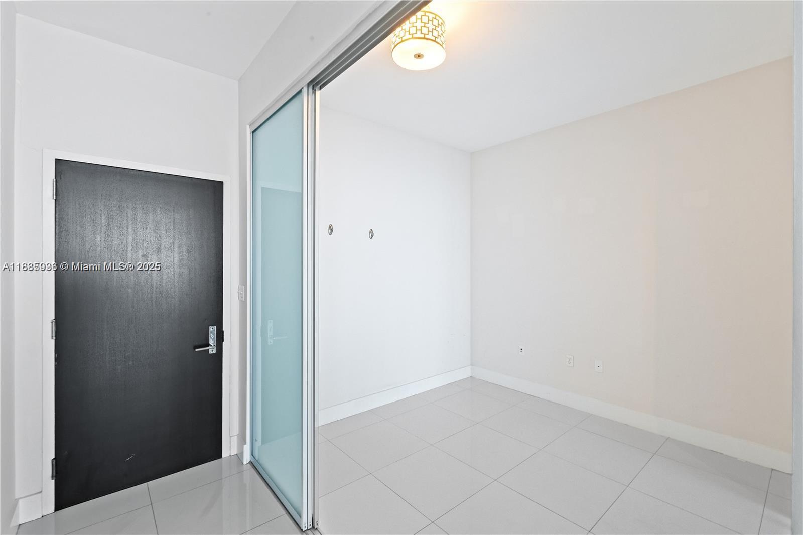 900 Biscayne Blvd #5104, Miami FL 33132