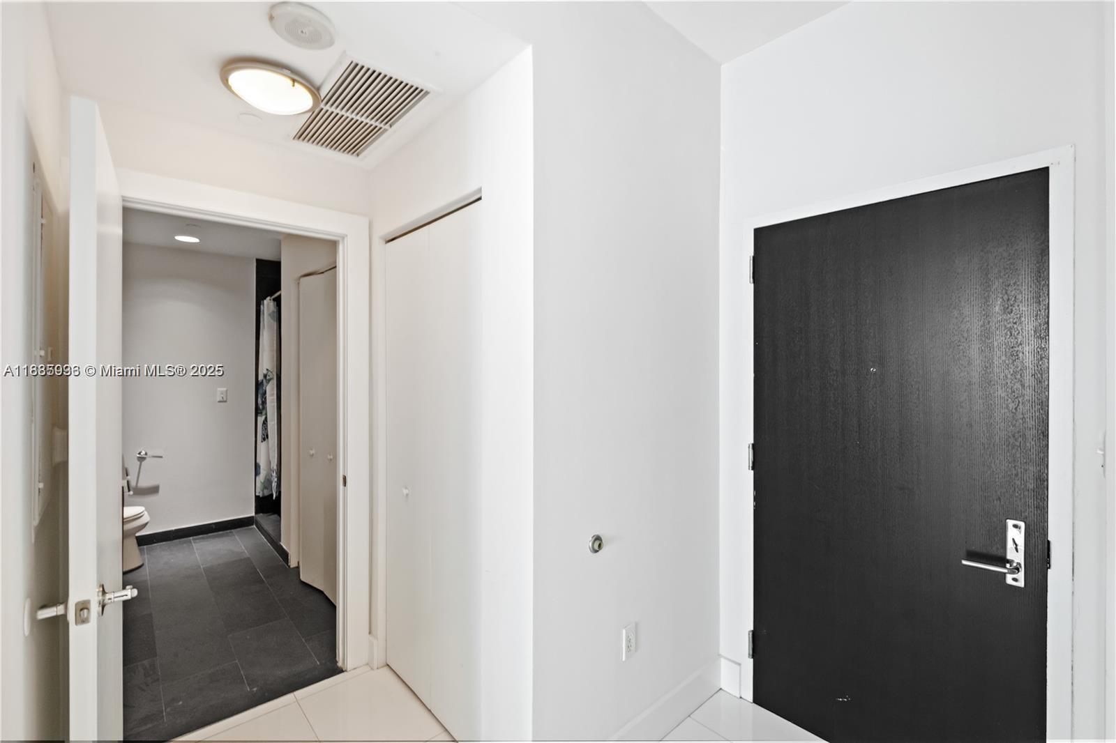 900 Biscayne Blvd #5104, Miami FL 33132