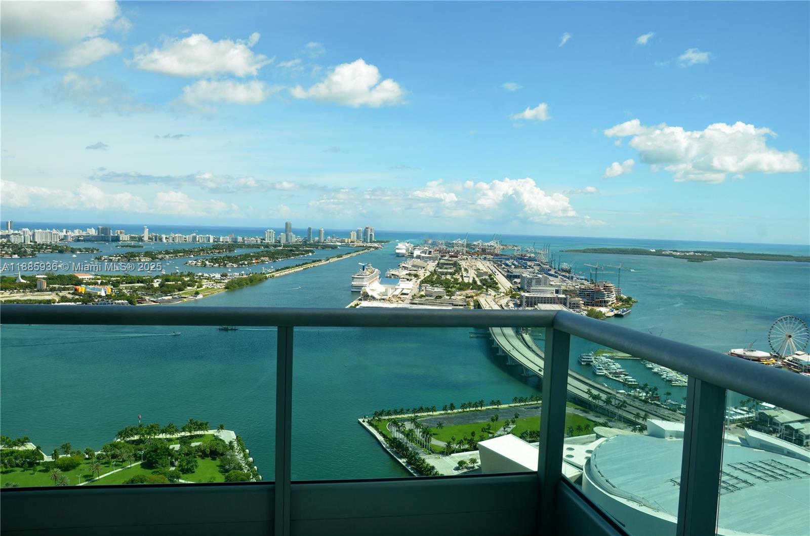 900 Biscayne Blvd #5104, Miami FL 33132