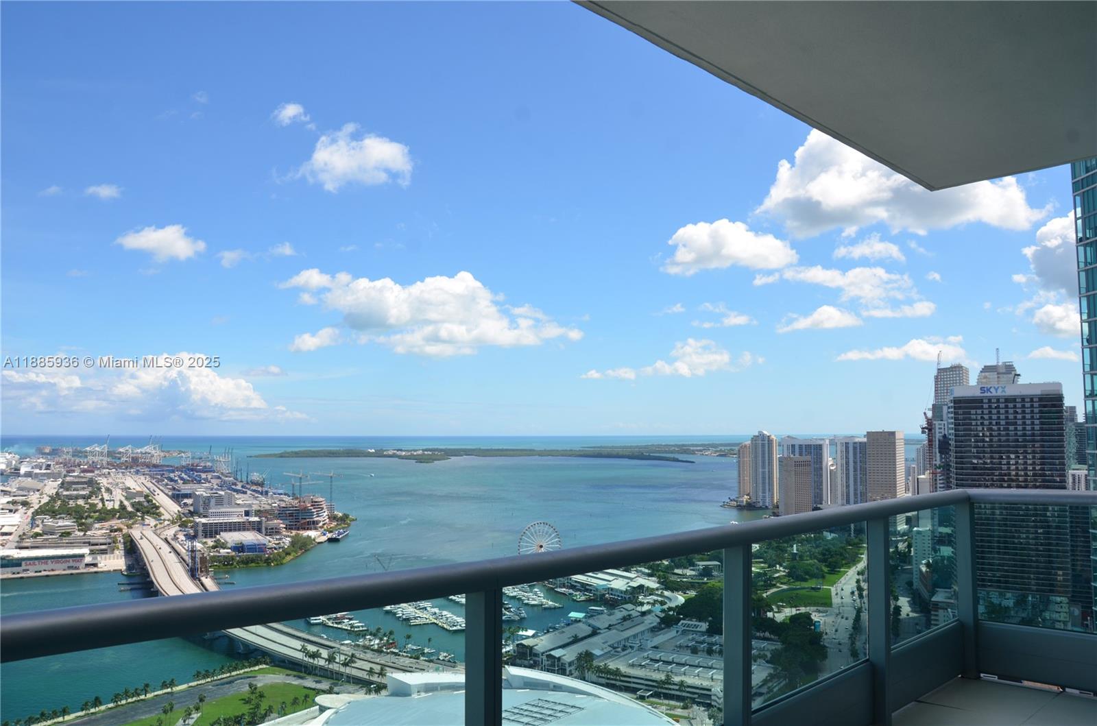 900 Biscayne Blvd #5104, Miami FL 33132