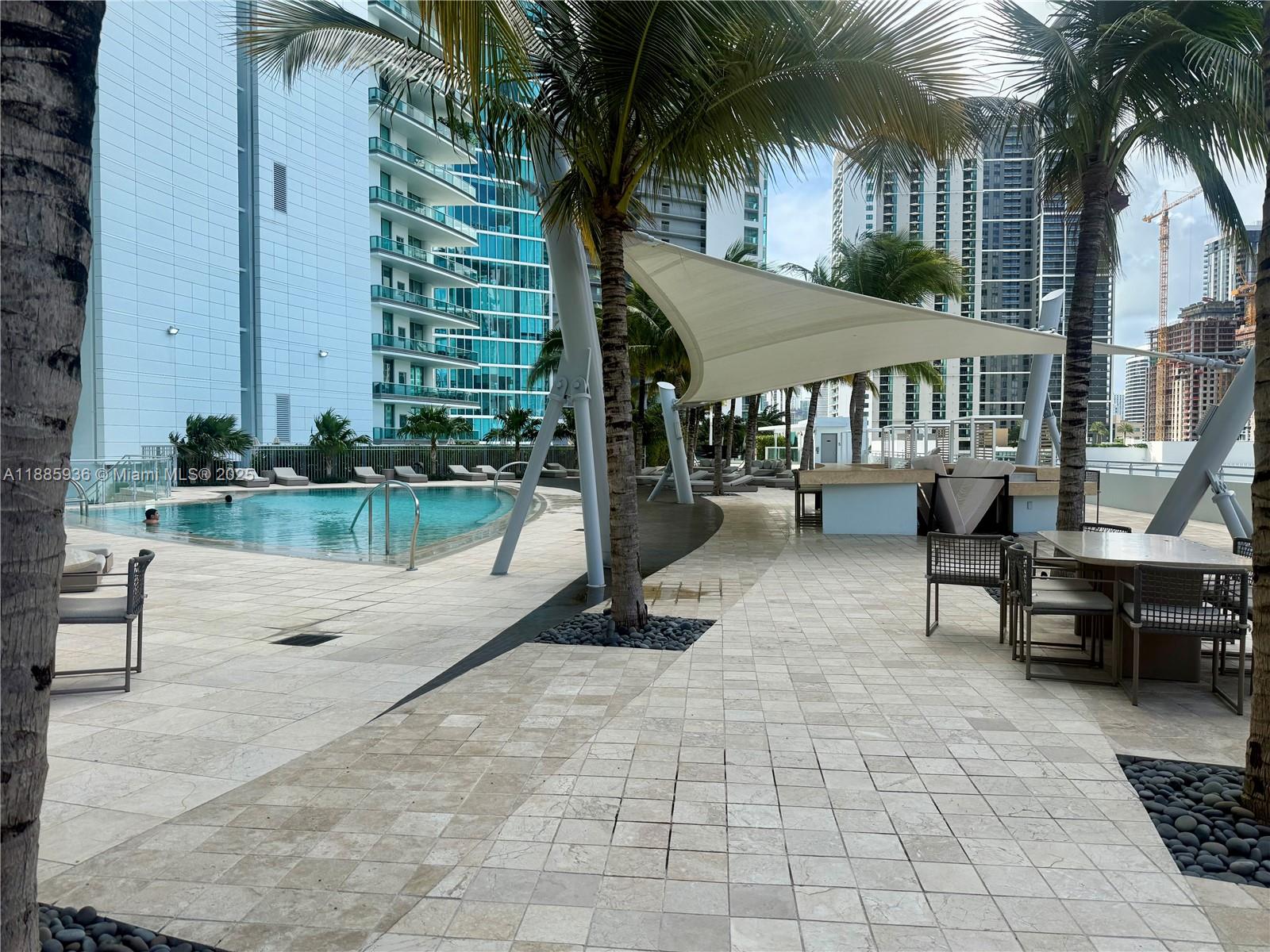 900 Biscayne Blvd #5104, Miami FL 33132