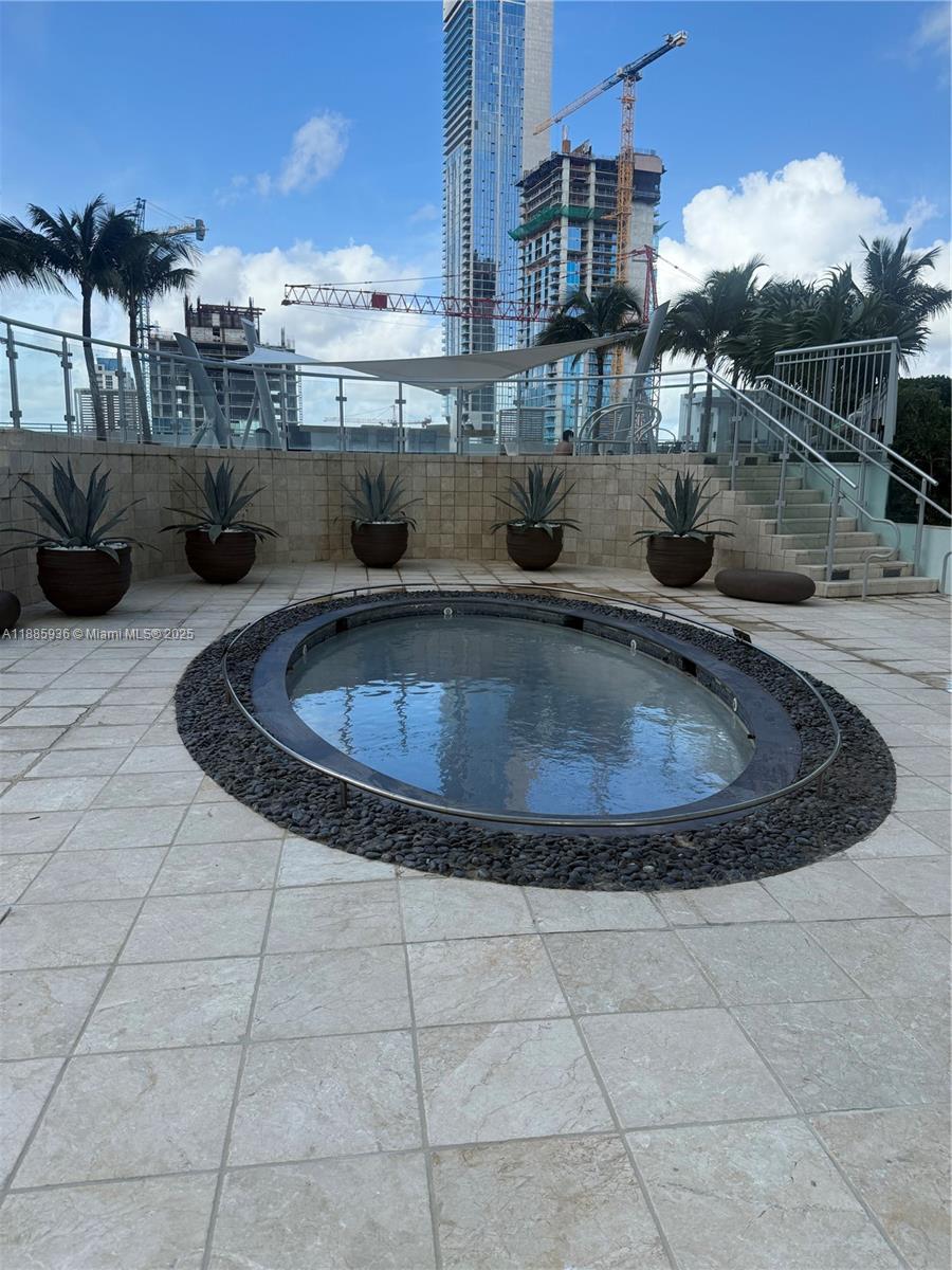 900 Biscayne Blvd #5104, Miami FL 33132
