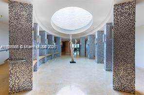 900 Biscayne Blvd #5104, Miami FL 33132