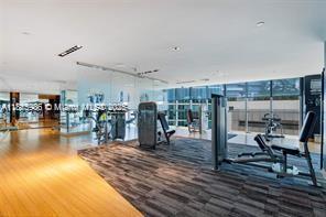 900 Biscayne Blvd #5104, Miami FL 33132