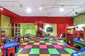 900 Biscayne Blvd #5104, Miami FL 33132