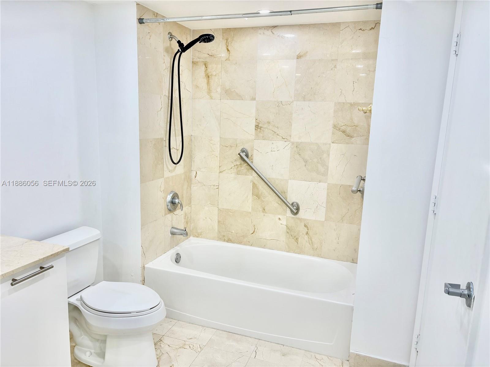 1800 N BAYSHORE DR #1715, Miami FL 33132