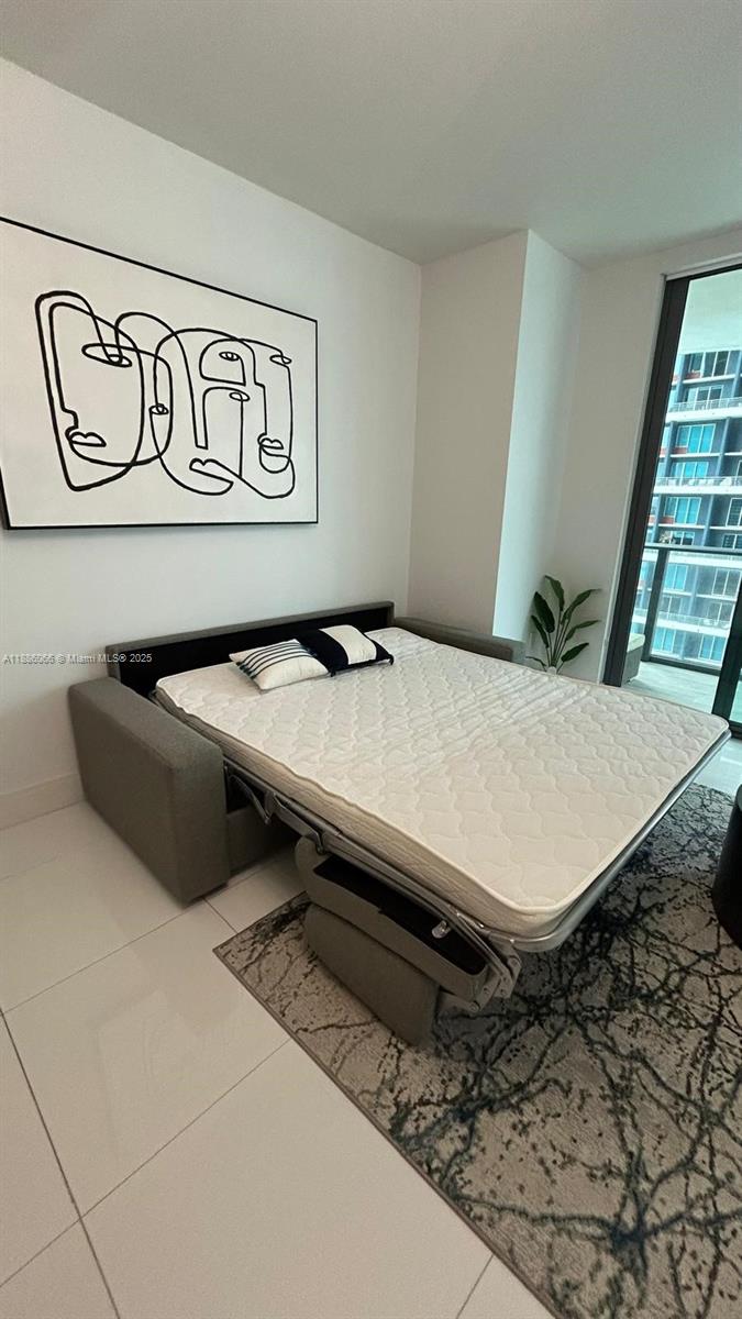 1300 S Miami Ave #2208, Miami FL 33130
