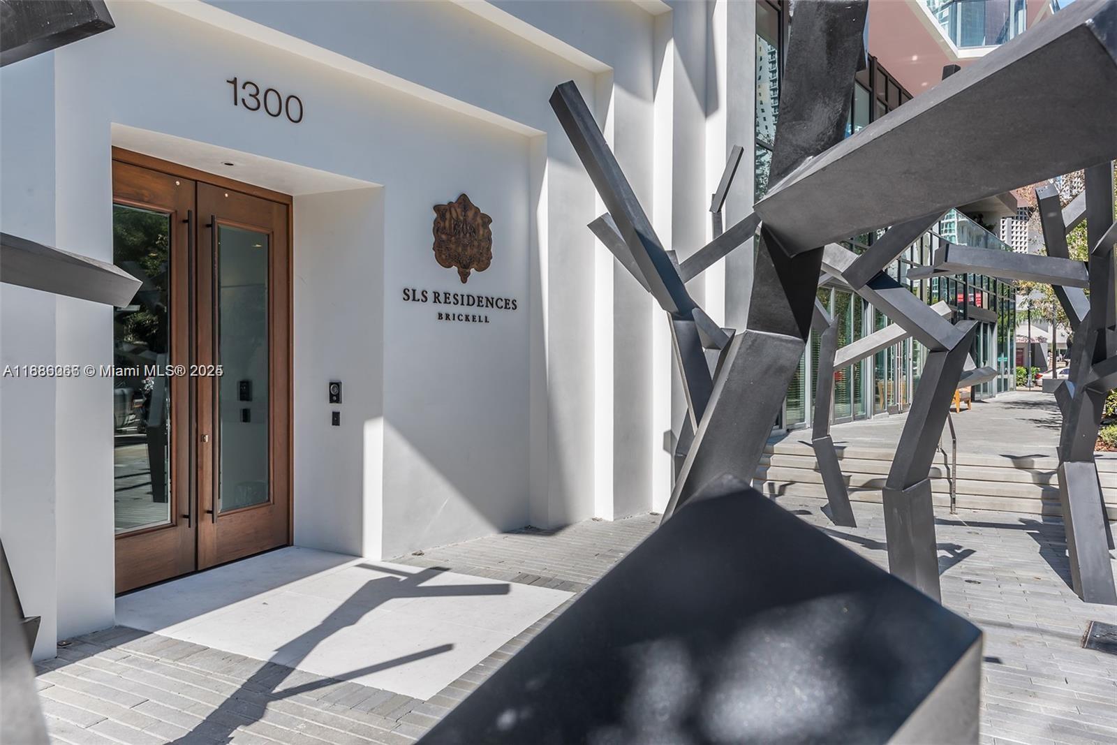 1300 S Miami Ave #2208, Miami FL 33130