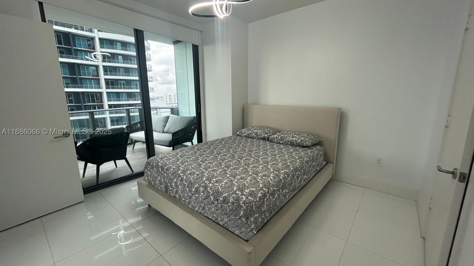 1300 S Miami Ave #2208, Miami FL 33130