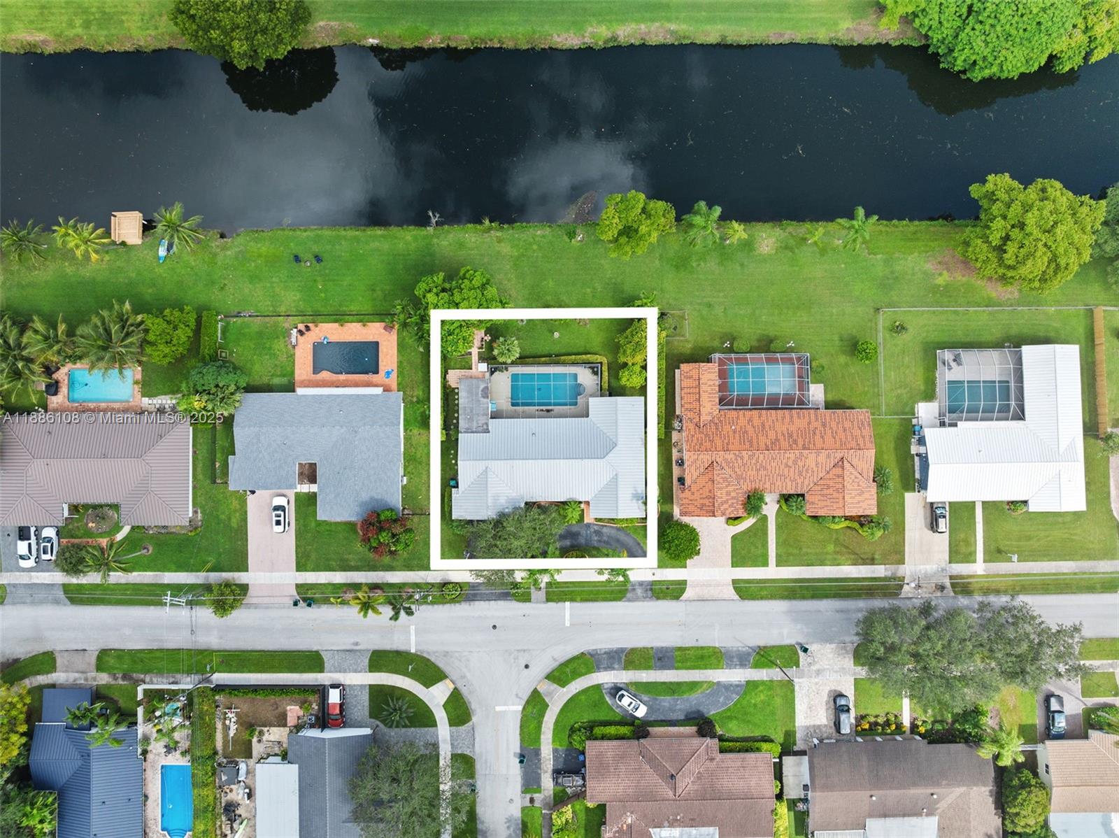 8891 SW 85th St, Miami FL 33173