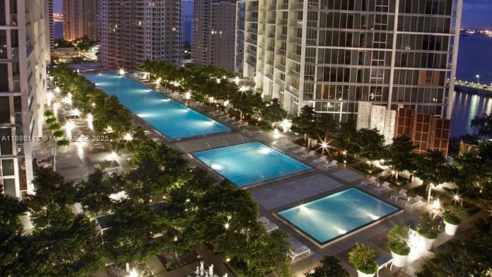 475 Brickell Ave #2512, Miami FL 33131