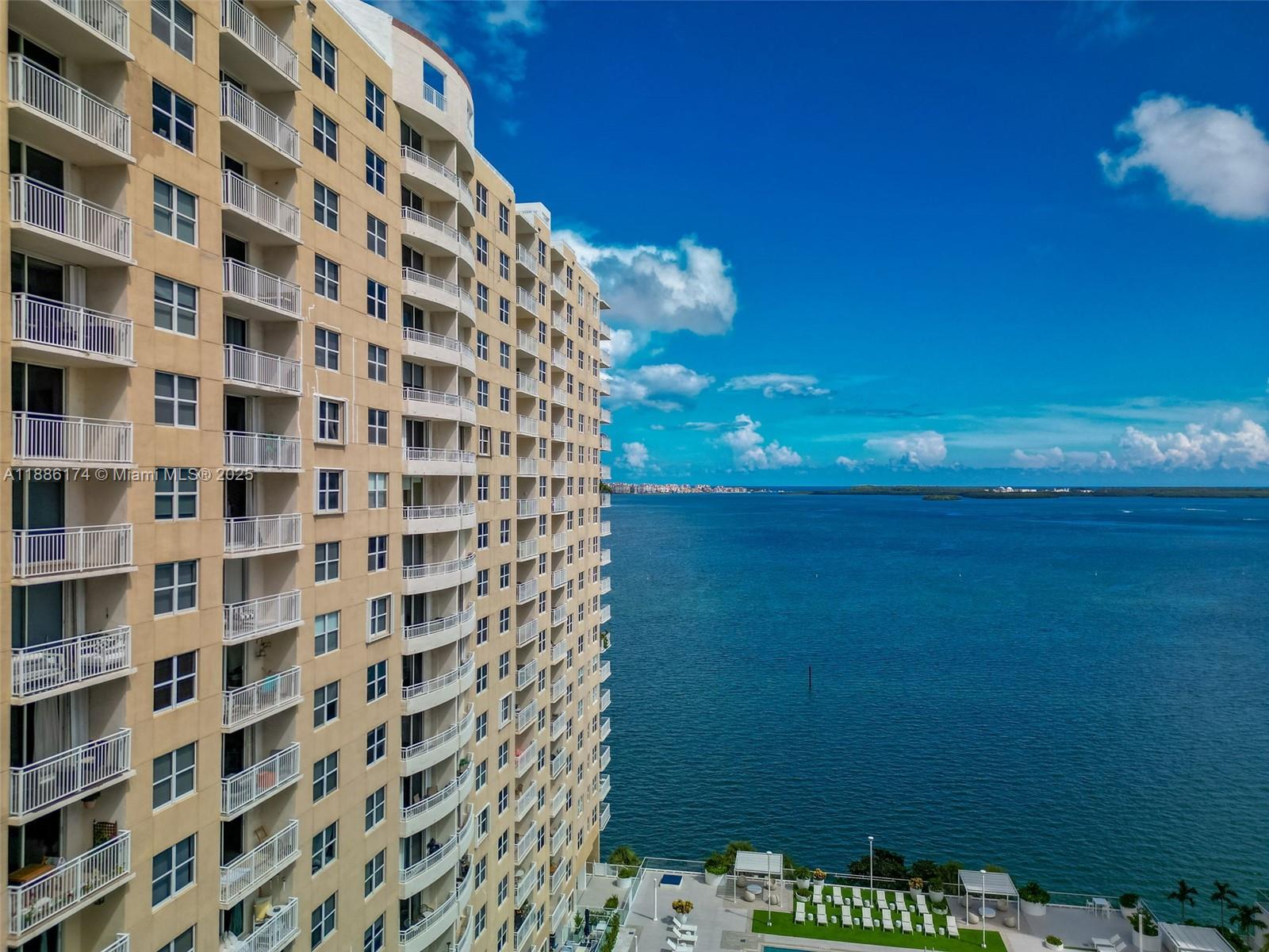 770 Claughton Island Dr #1706, Miami FL 33131