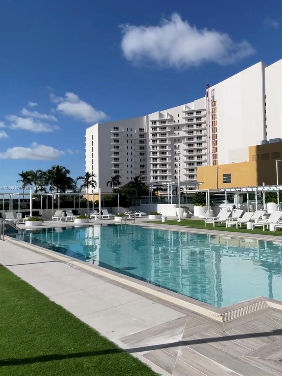 770 Claughton Island Dr #1706, Miami FL 33131