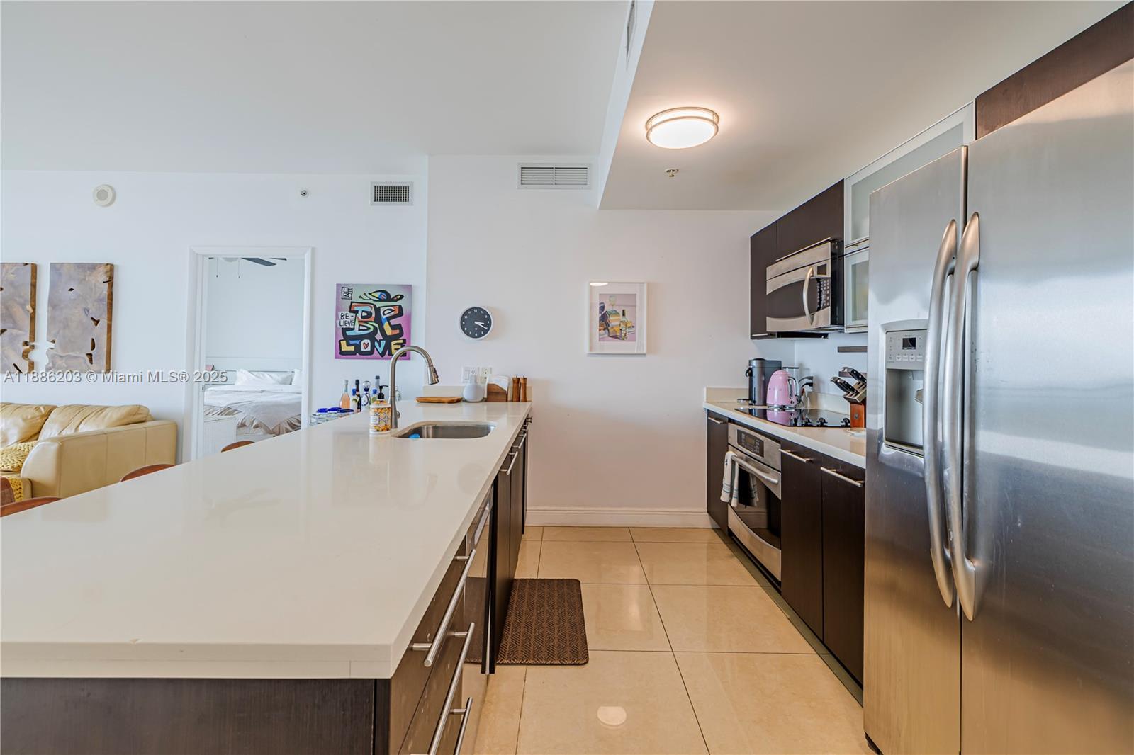 90 SW 3rd St #3705, Miami FL 33130