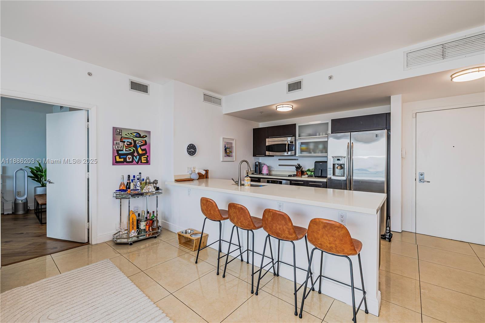 90 SW 3rd St #3705, Miami FL 33130