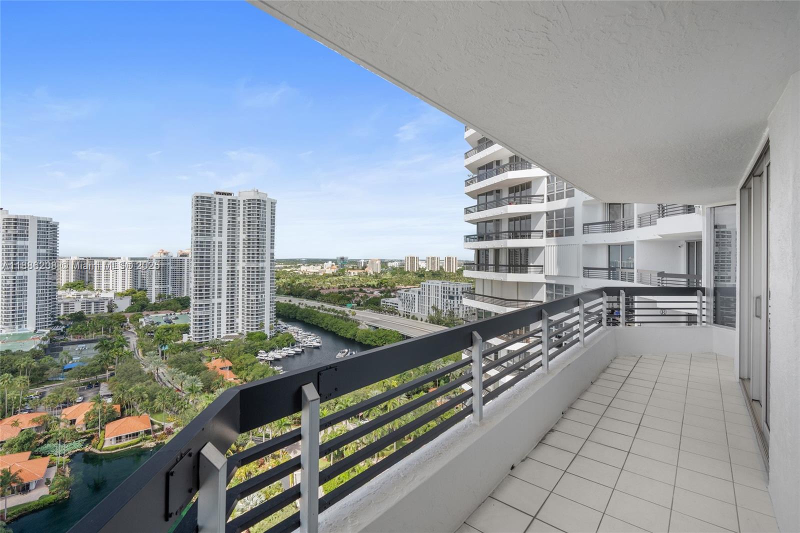 19195 Mystic Pointe Dr #2502, Aventura FL 33180