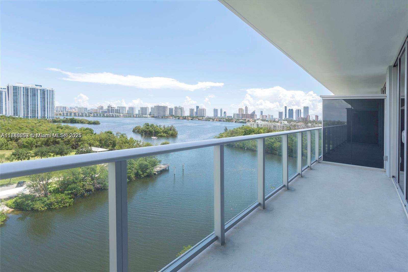 16385 Biscayne Blvd #904, North Miami Beach FL 33160