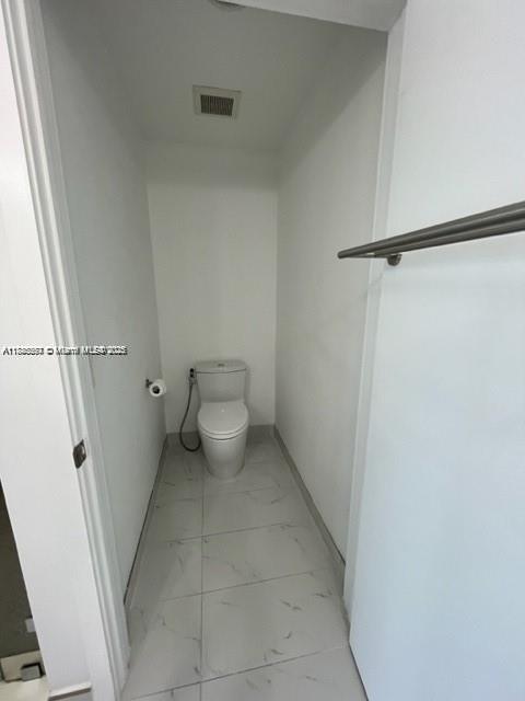 16385 Biscayne Blvd #904, North Miami Beach FL 33160