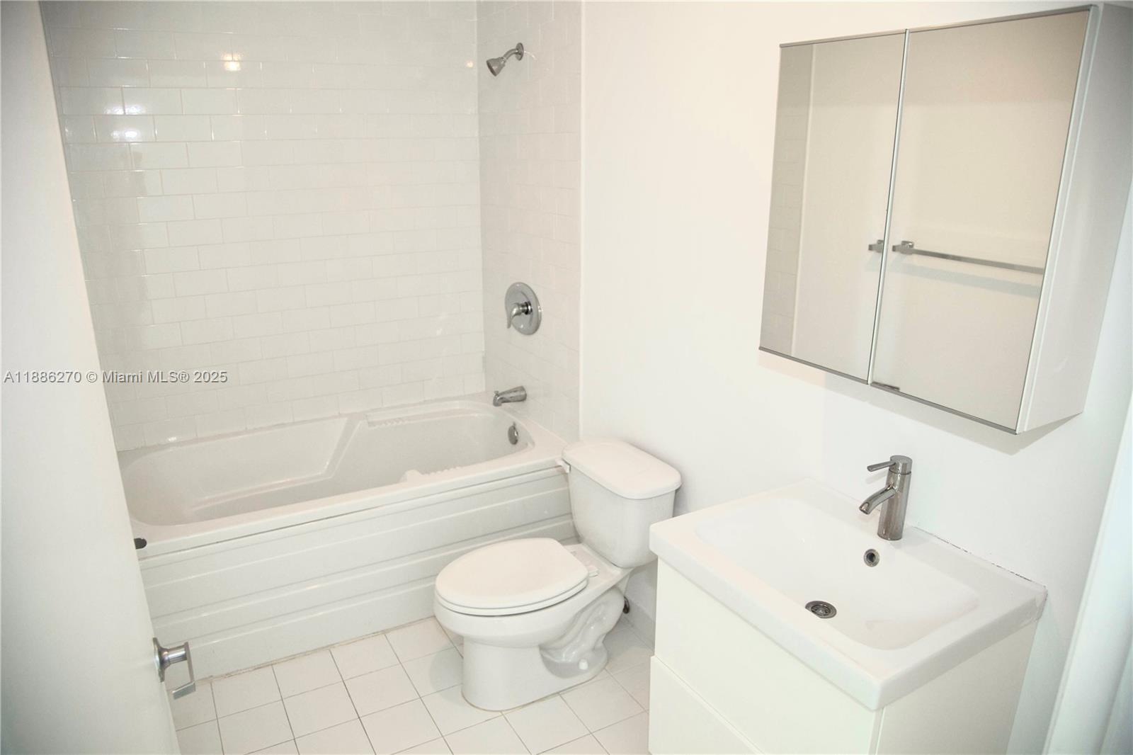 690 SW 1st Ct #2522, Miami FL 33130