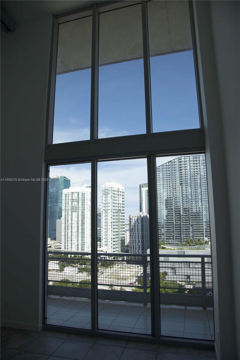 690 SW 1st Ct #2522, Miami FL 33130
