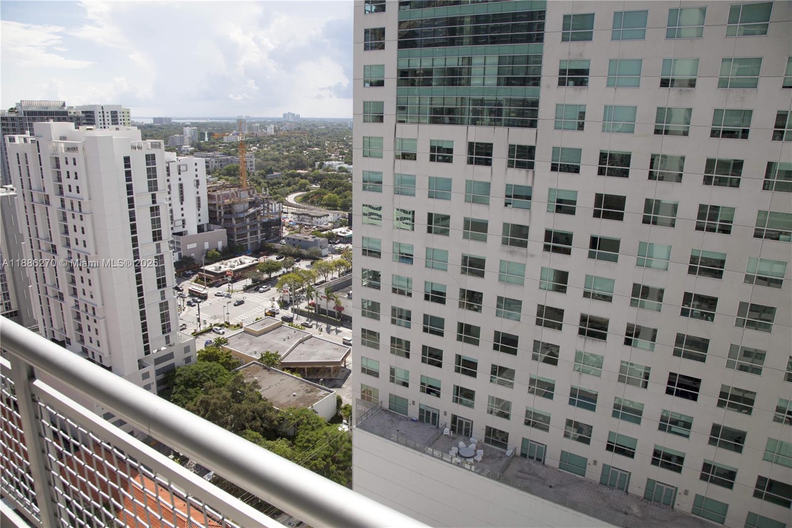 690 SW 1st Ct #2522, Miami FL 33130