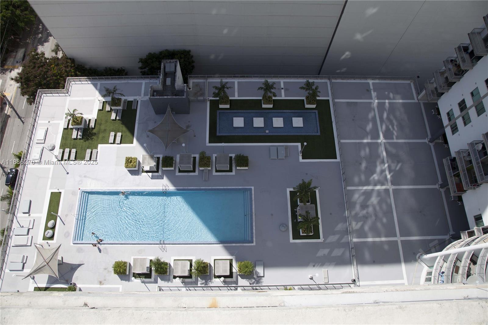 690 SW 1st Ct #2522, Miami FL 33130