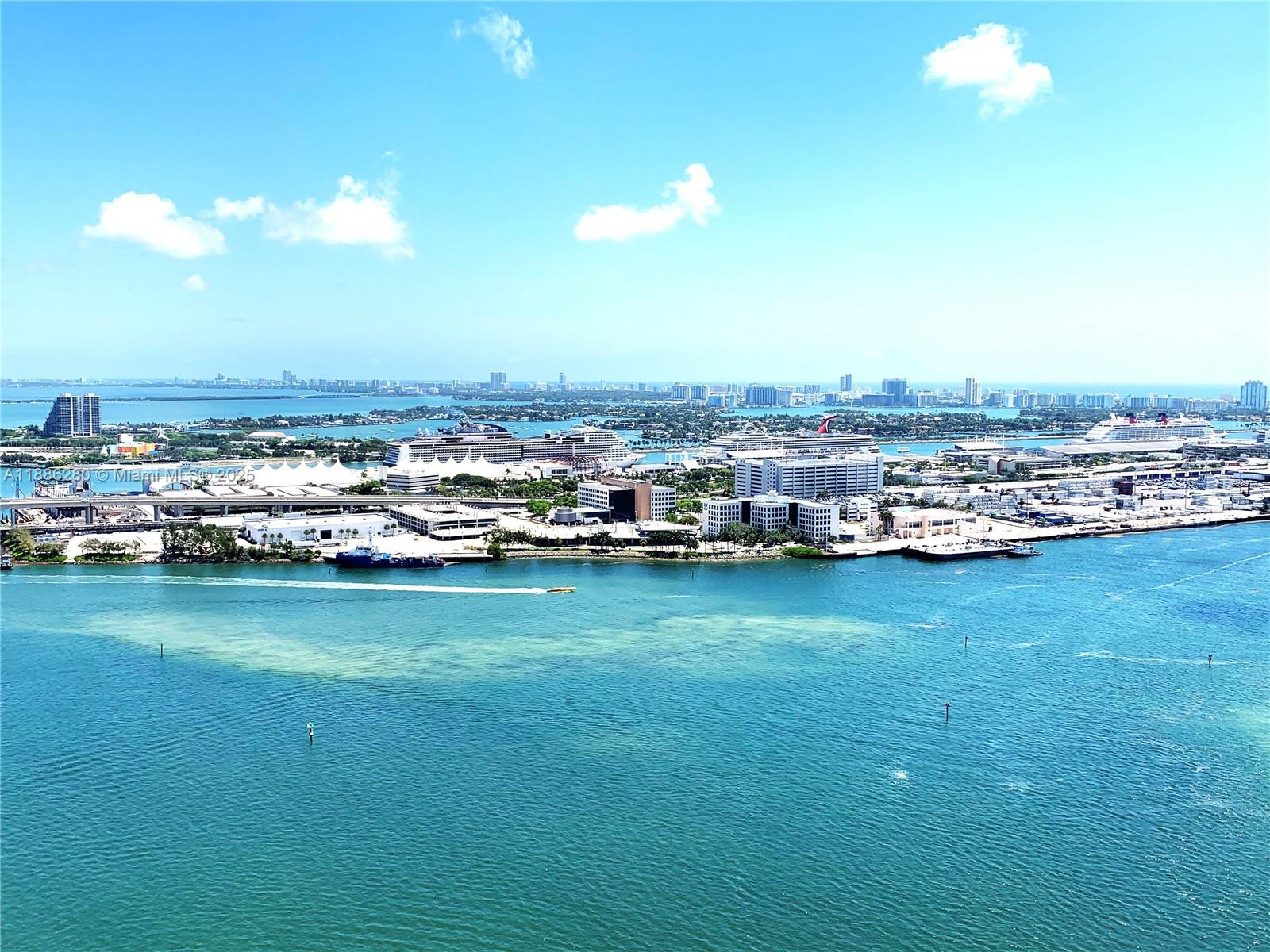 335 S Biscayne Blvd #4006, Miami FL 33131