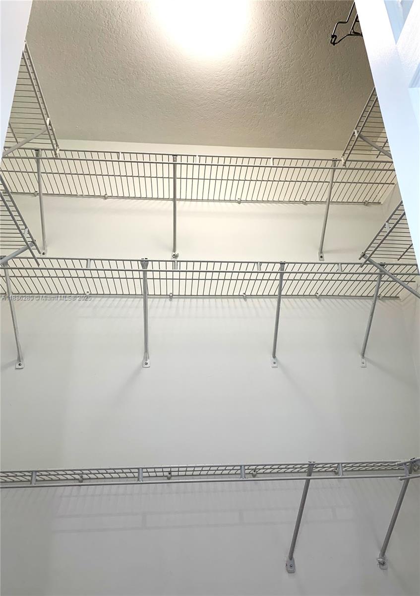 335 S Biscayne Blvd #4006, Miami FL 33131