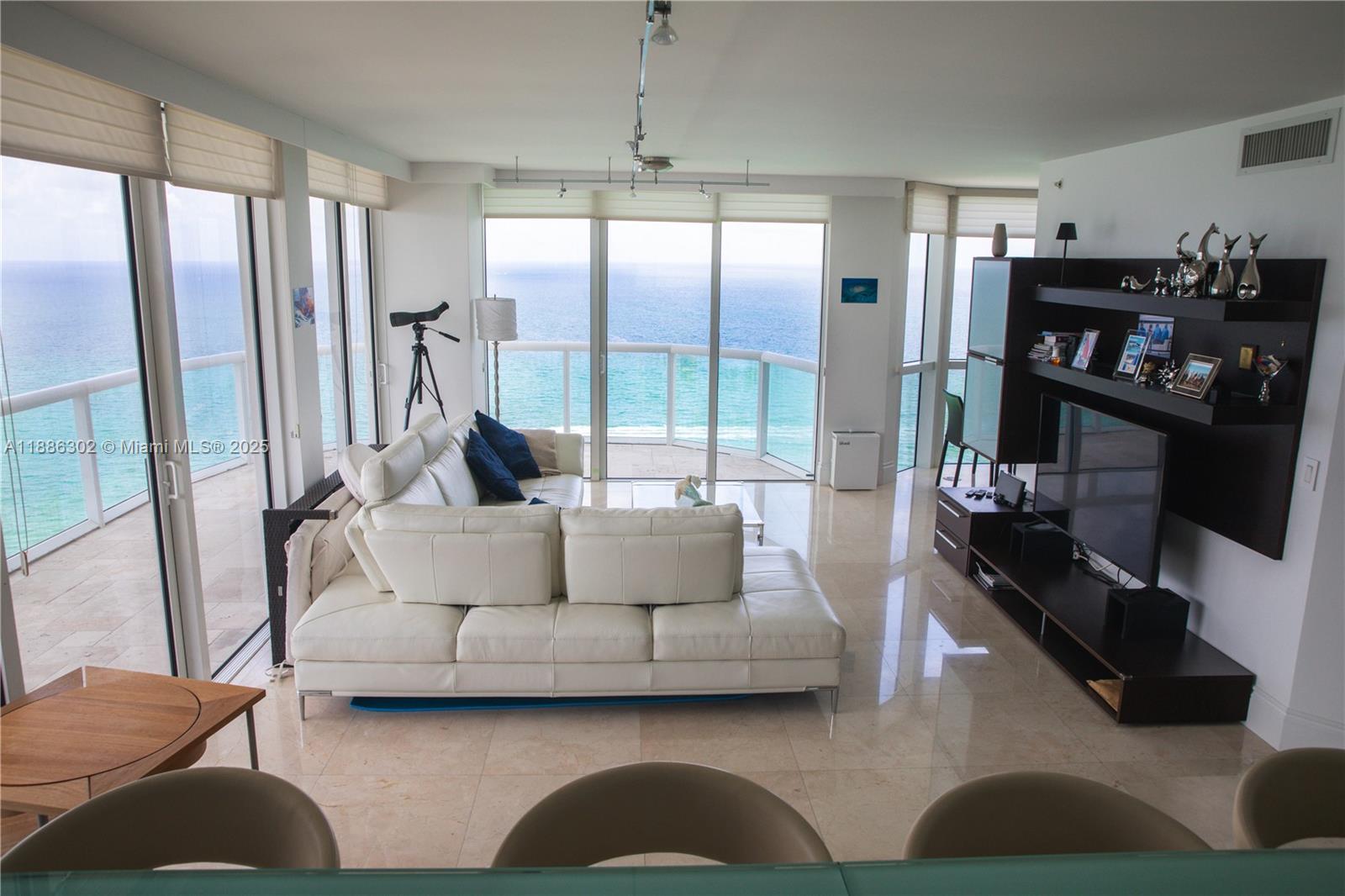 6365 Collins Ave #3201, Miami Beach FL 33141