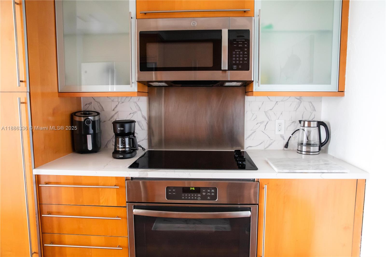 6365 Collins Ave #2311, Miami Beach FL 33141