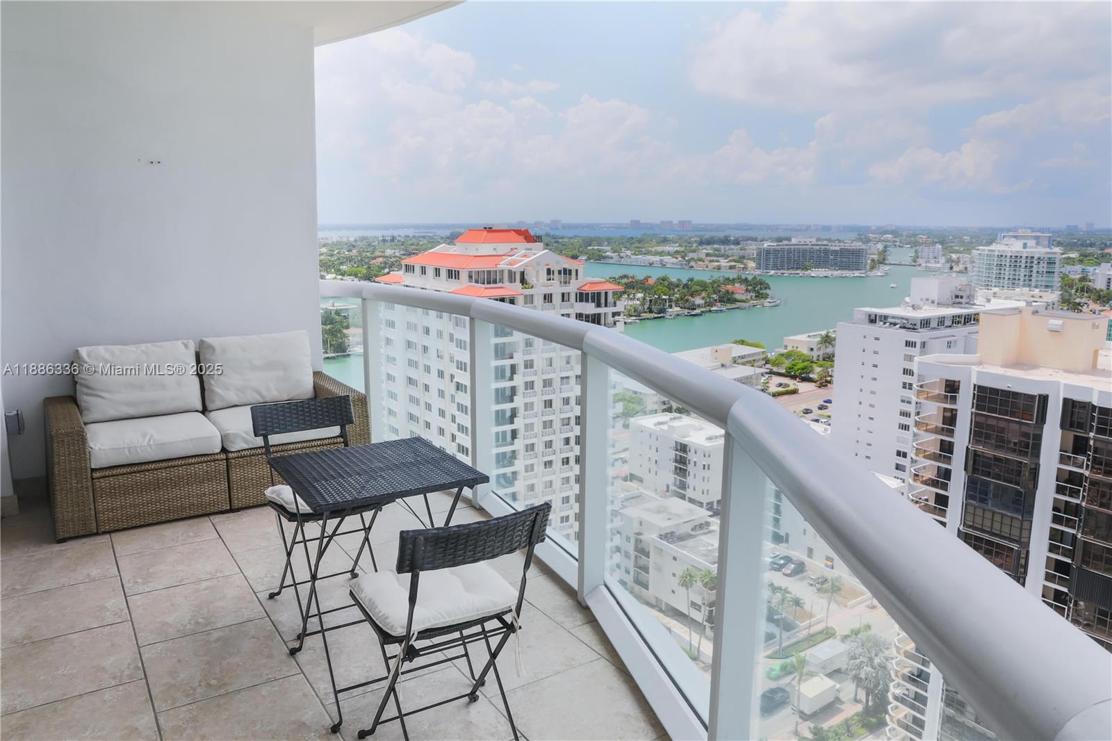 6365 Collins Ave #2311, Miami Beach FL 33141